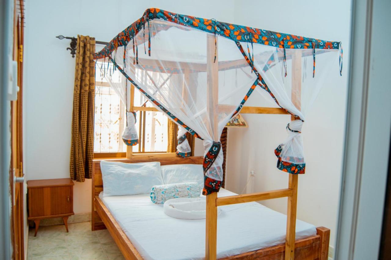 The Belle View Inn Bed & Breakfast モシ エクステリア 写真