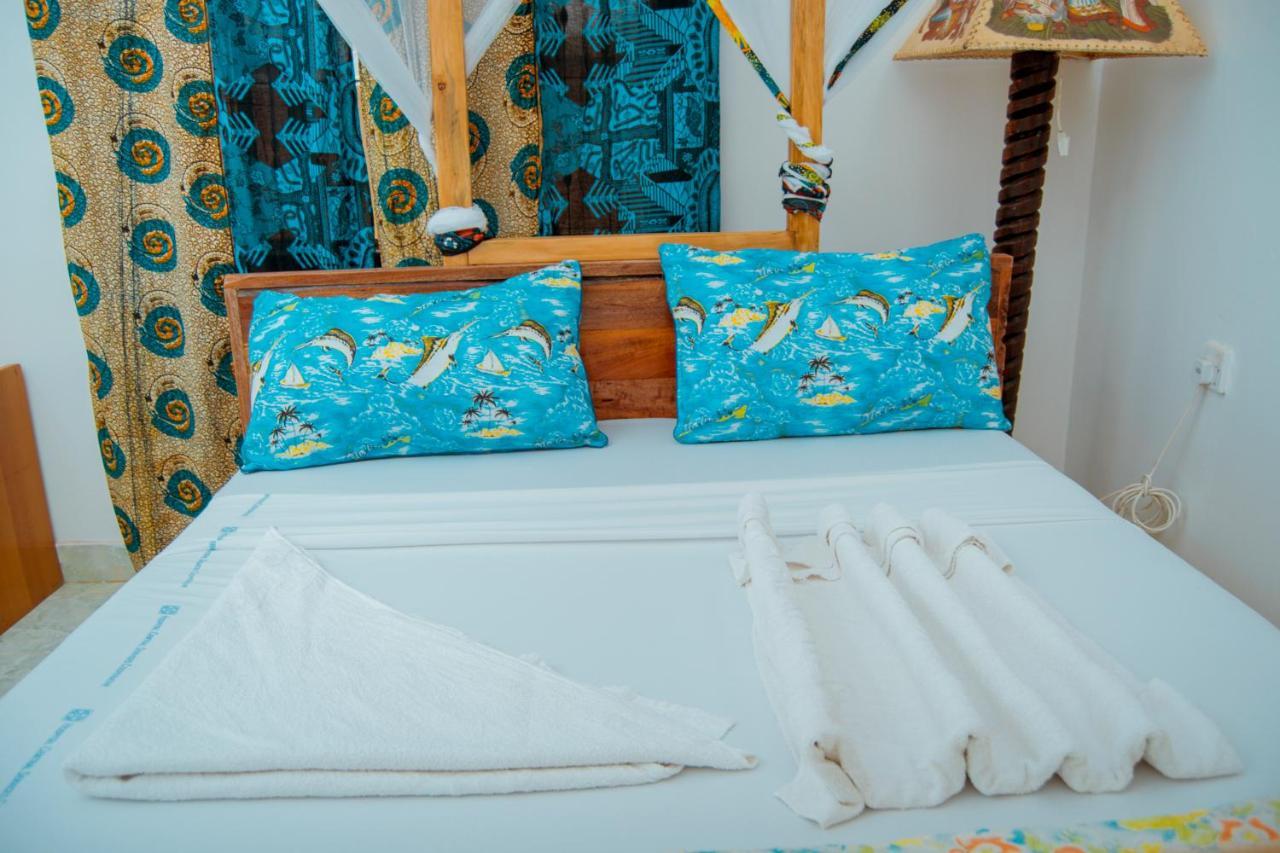The Belle View Inn Bed & Breakfast モシ エクステリア 写真