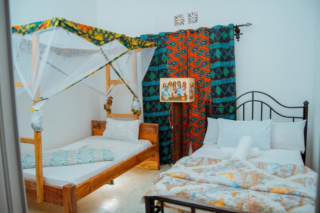 The Belle View Inn Bed & Breakfast モシ エクステリア 写真