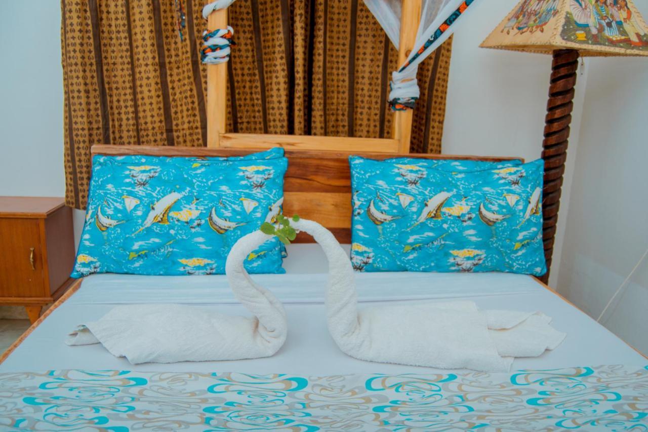 The Belle View Inn Bed & Breakfast モシ エクステリア 写真